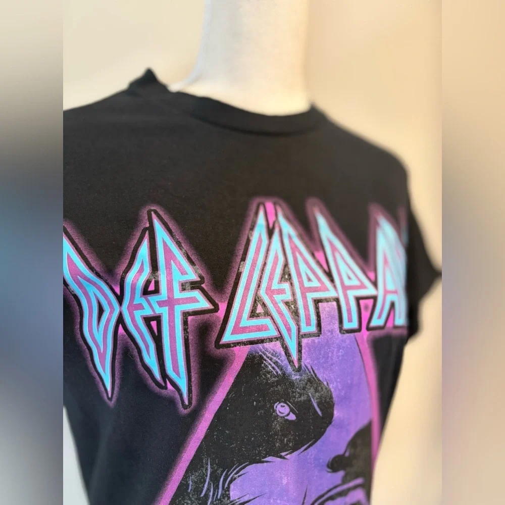 Def Leppard “Hysteria” Black Band Tee Size Small - Picture 4 of 9